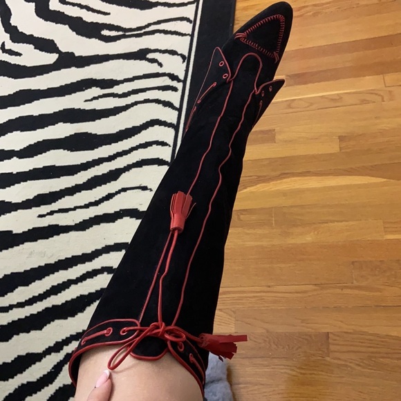 Manolo Blahnik boots - Picture 6 of 11